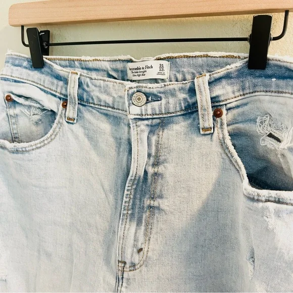 Abercrombie & Fitch Straight Ultra High Rise Jeans  Womens Size 31 Curve Love - Picture 5 of 13